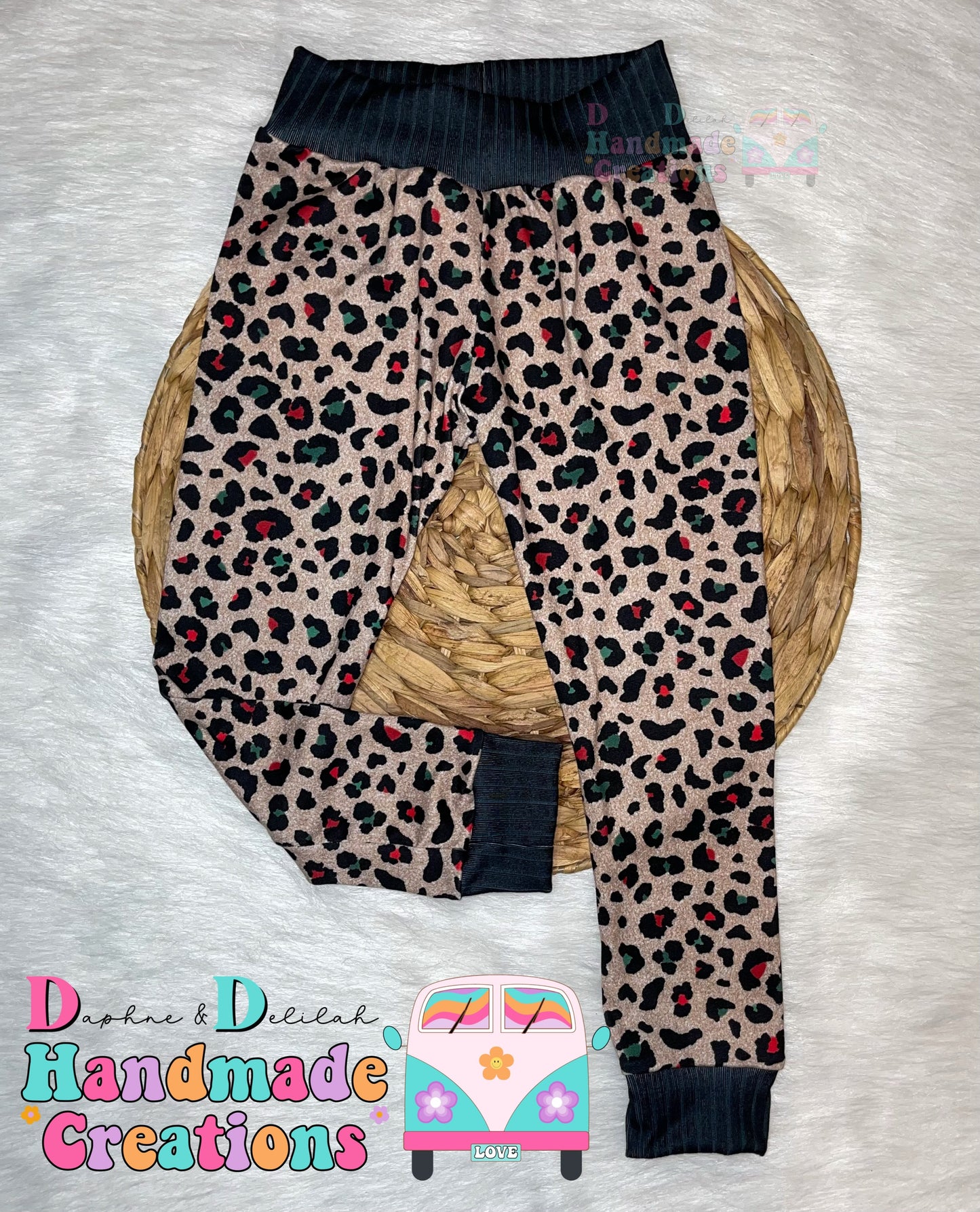 Christmas Cheetah Leggings