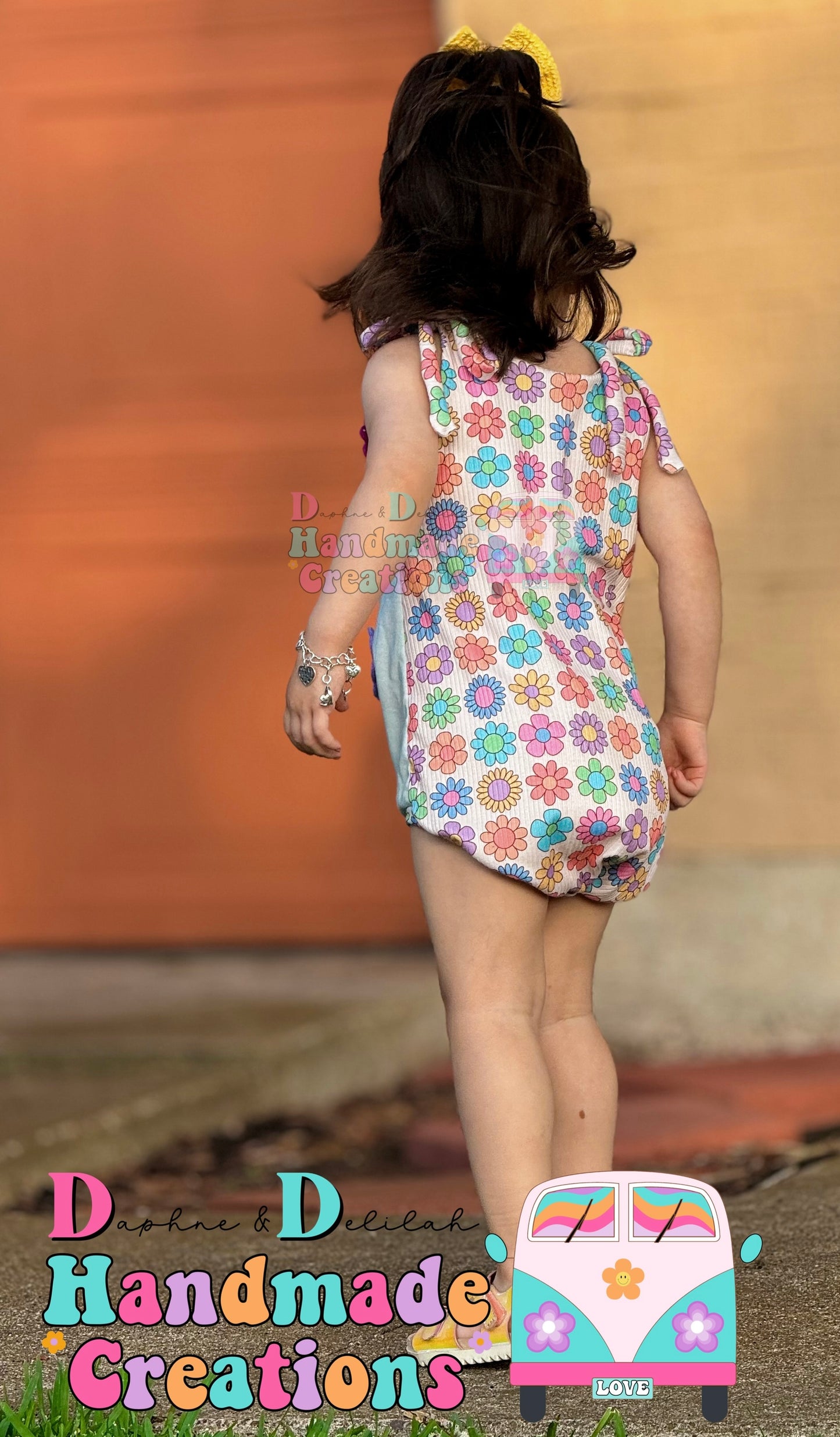 Character Floral Camilla Tie Strap Bubble