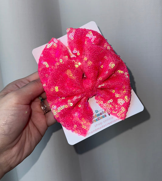 4in New Sequin Clip Piggies