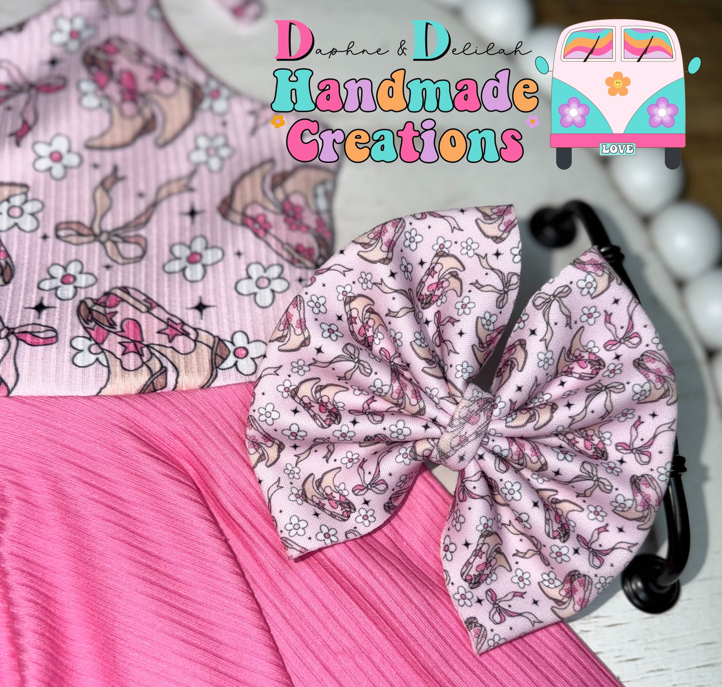 Cowgirl Boots & Bows 💖