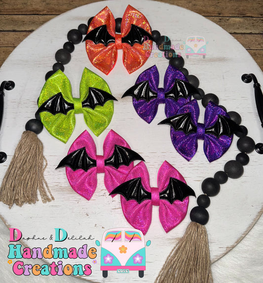 Bat Wing Holo Bows (4 Colors)🦇