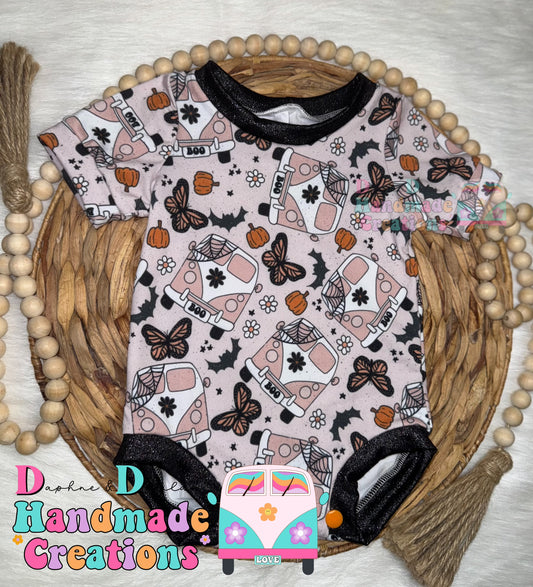 Spooky Groovy Van Short Sleeve Leo